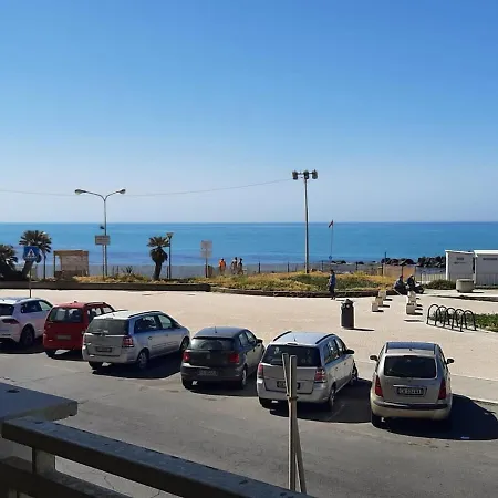 Apartment La Terrazza Sul Porto